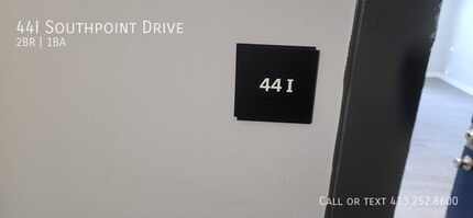 Building Photo - 44 Southpoint Dr