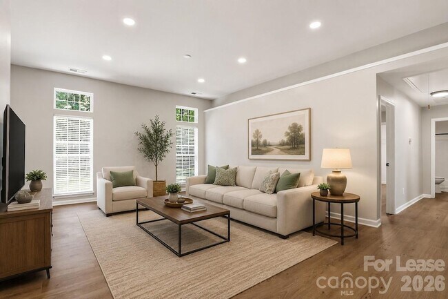 Building Photo - 13114 Woodland Farm Dr