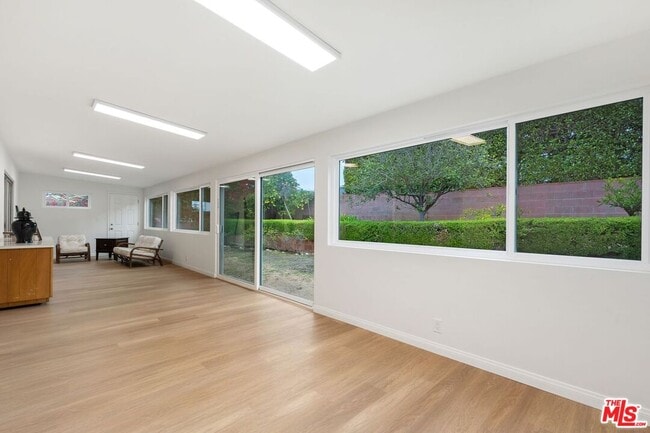 Building Photo - 6204 S Corning Ave