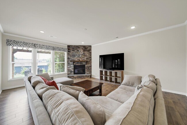 Building Photo - Charming 5 Bed 2.5 Bath home in Fort Mill!