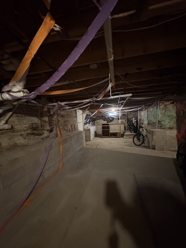 Building Photo - 204 Belchertown Rd