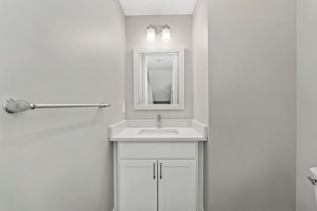 Building Photo - Luxury New Construction Home for Rent in Pittsburgh (Westwood/Oakwood Area)