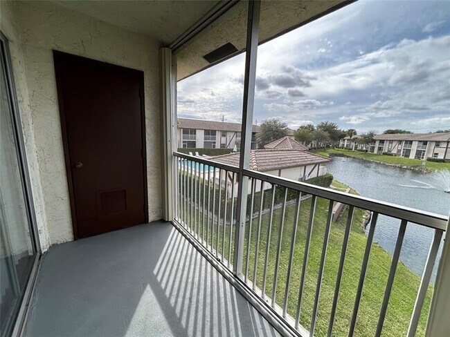 Building Photo - 2391 NW 89th Dr