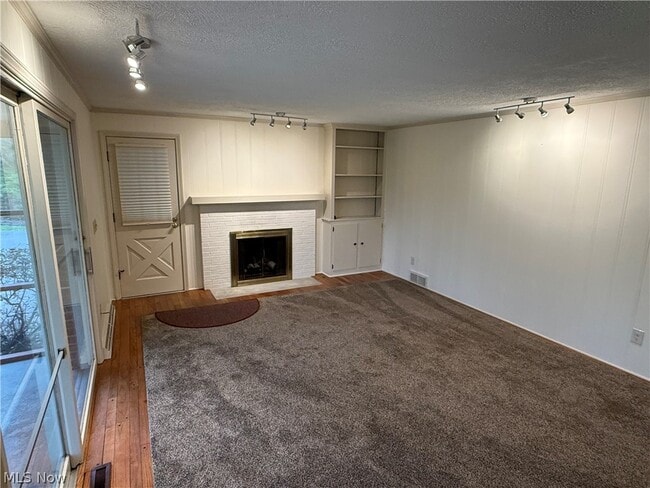 Building Photo - 1800 Amarillo St NW