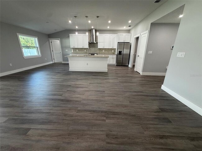 Building Photo - 11734 Orange Ct
