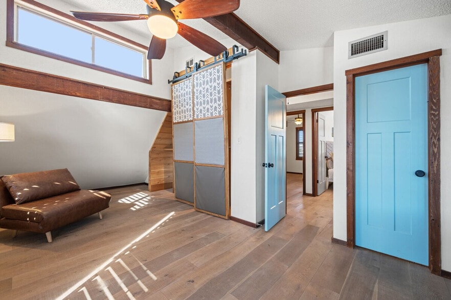 Building Photo - 3179 Azalea Dr
