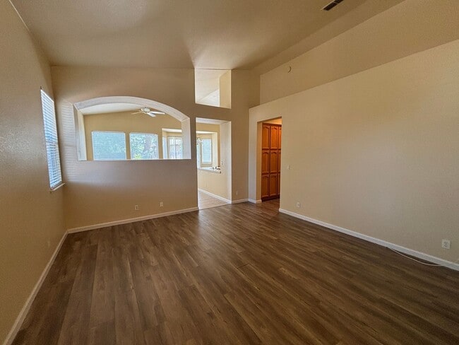 Building Photo - Three Bedroom Two Bathroom Home - NEW PRICE