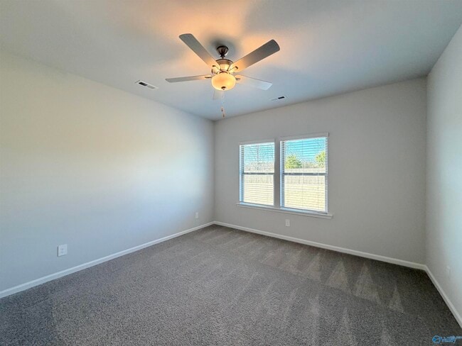 Building Photo - 14739 Mountain Strm Dr