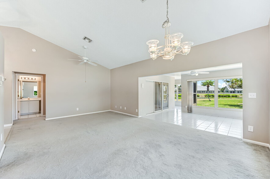 Building Photo - 2201 McGregor Park Cir
