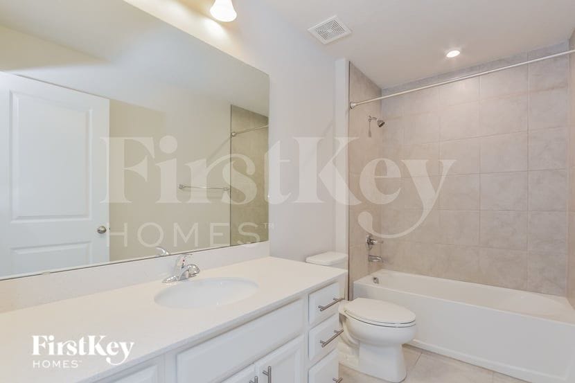 Building Photo - 3598 Lazy River Ter