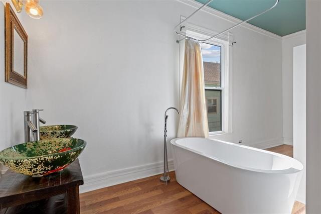 Building Photo - 1123 W Gandy St