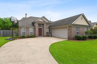 Building Photo - 3830 Claiborne Cir