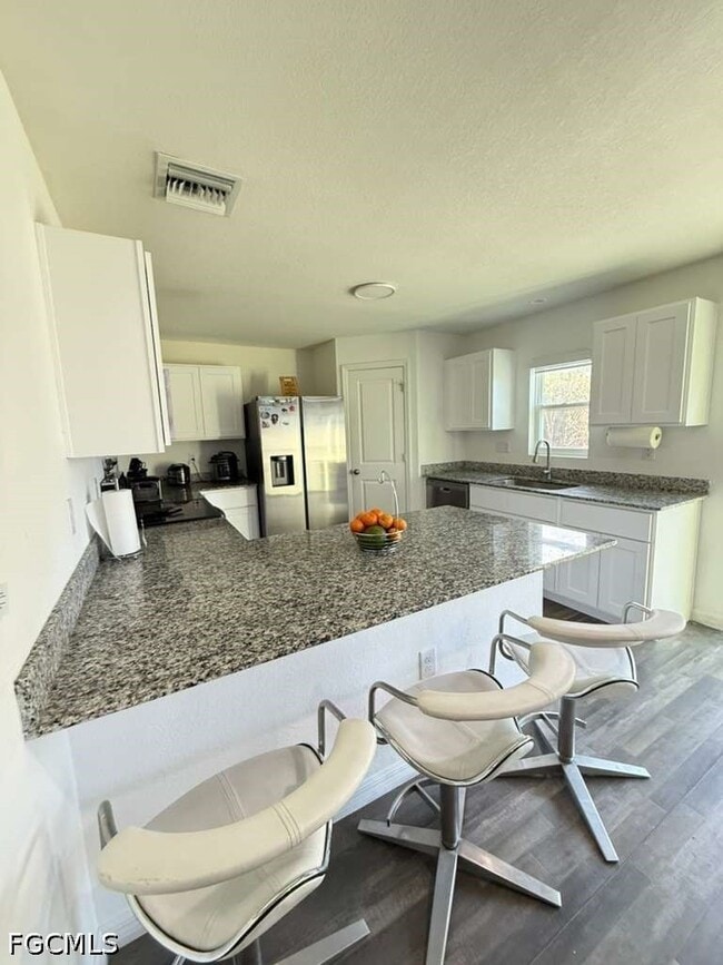 Building Photo - 8115 Ace Ct