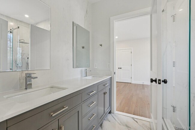 Building Photo - 400 Phillips Hill Rd