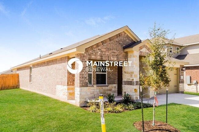 Building Photo - 1003 Round Bale Rd