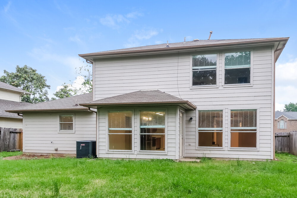 Building Photo - 18415 Willow Moss Dr