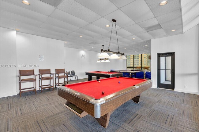 Building Photo - 2201 S Ocean Dr