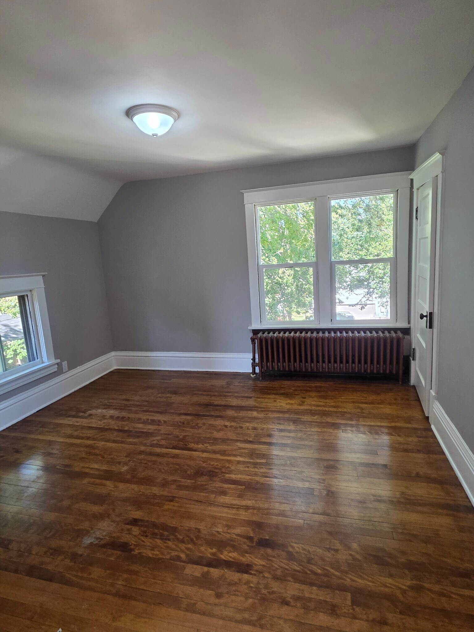 Building Photo - 967 St Anthony Ave