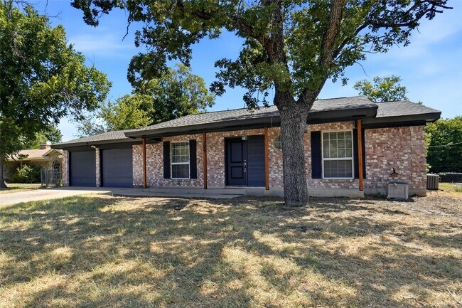 Building Photo - 129 Mountain View Dr