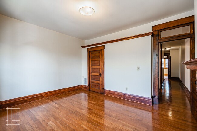 Building Photo - 350 Wilber Ave