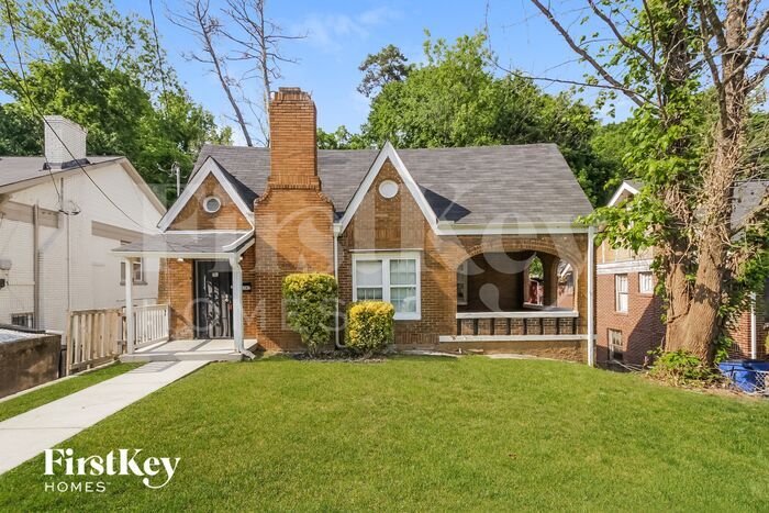 Primary Photo - 1387 Beecher St SW