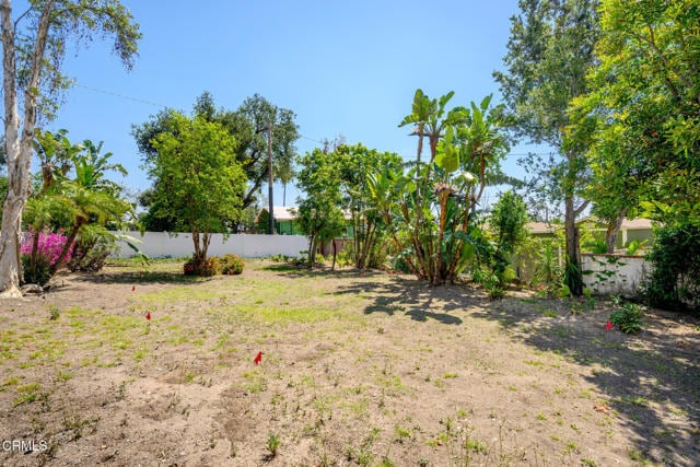 Building Photo - 3360 Glenrose Ave