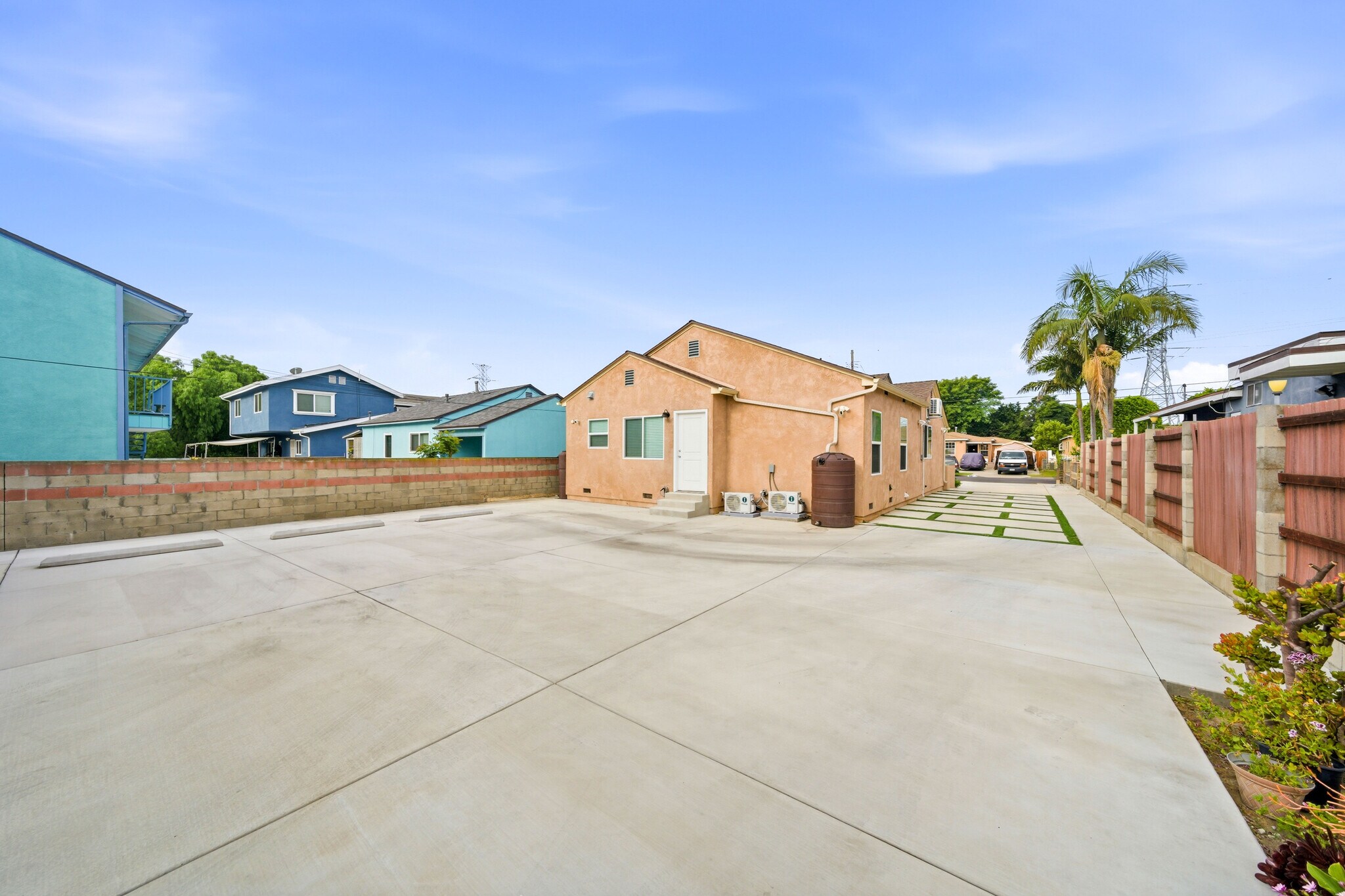 Building Photo - 16306 S Denver Ave