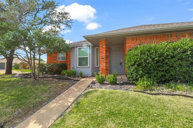 Building Photo - 2039 Avignon Dr