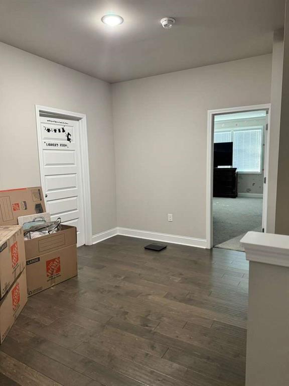 Building Photo - 2215 Manor Pointe Dr
