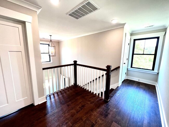 Building Photo - Gorgeous Home on Walkers Ferry Lane in The...