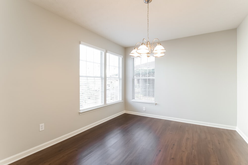 Building Photo - 1902 Shadbark Ct