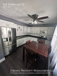 Building Photo - 308 Vermilion St