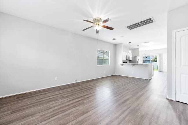 Building Photo - 1561 Nichole Woods Dr