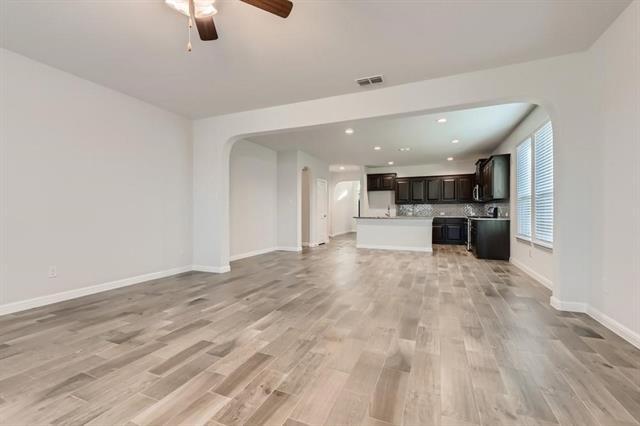 Building Photo - 15952 Hayes Ridge Dr