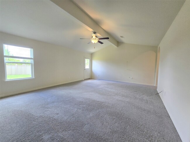 Building Photo - 380 Stone Gage Dr