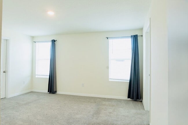 Building Photo - 11730 White Willow Ln