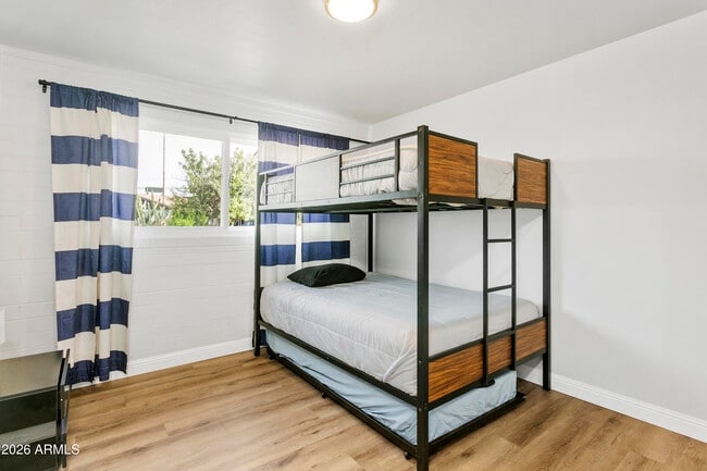 Building Photo - 7901 E Loma Land Dr