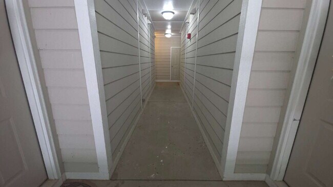Building Photo - Resort Living. Fort Bragg Close. This is the One.