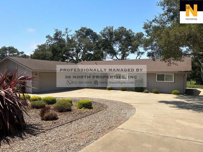 Building Photo - 11740 Tam O'Shanter Dr