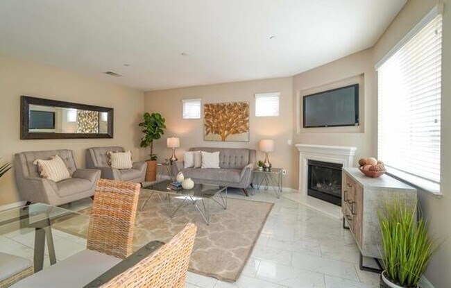 Building Photo - Charming Brentwood 4BD/3BA, Single-Family Home with 2 Car Garage!
