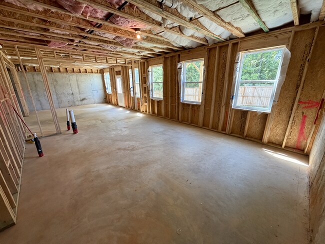 Building Photo - 540 Teversham Dr