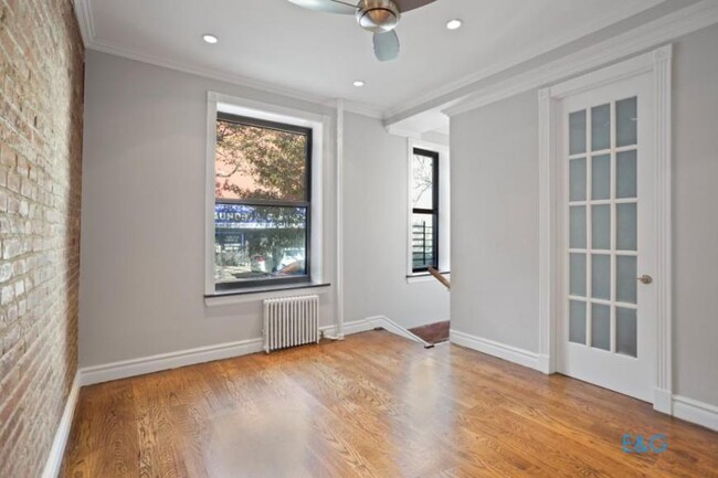 Building Photo - 3 bedroom in New York NY 10003
