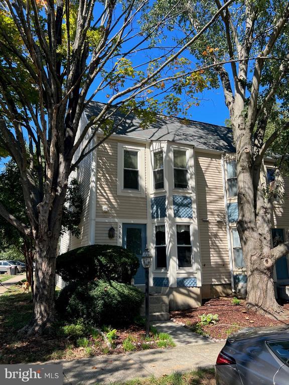 Building Photo - 2119 Whisper Way