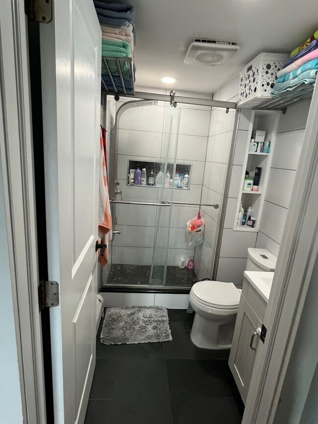 Building Photo - 530-532-532 40th St