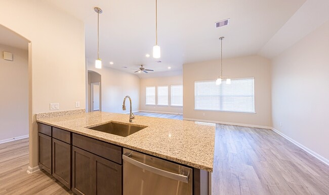 Building Photo - 2312 Cedar Pl Dr