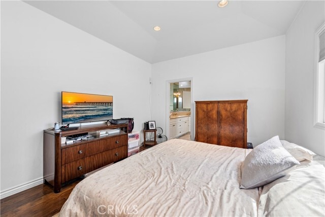 Building Photo - 414 Carnation Ave