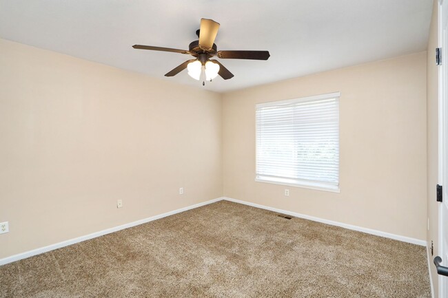 Building Photo - Beautifully Redone 2 Story Home!