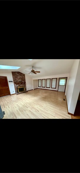 Building Photo - 69 Timberline Dr