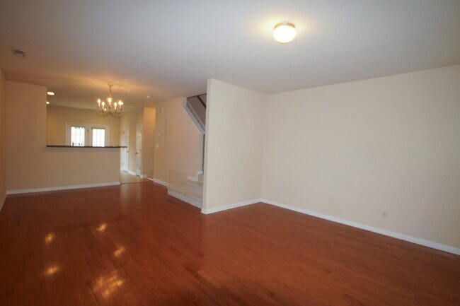 Building Photo - 136 Dove Cottage Ln