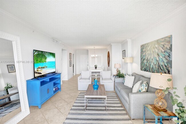 Building Photo - 2501 S Ocean Dr